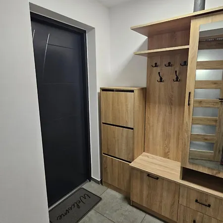 Pod Skarpa ヴィラ